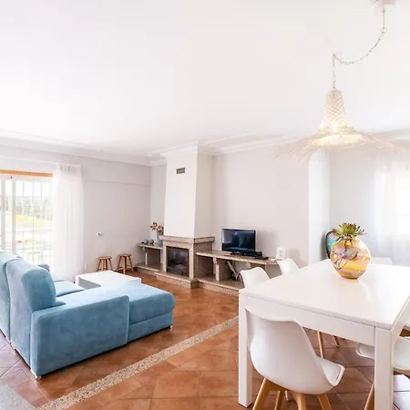 Isabella * Albufeira